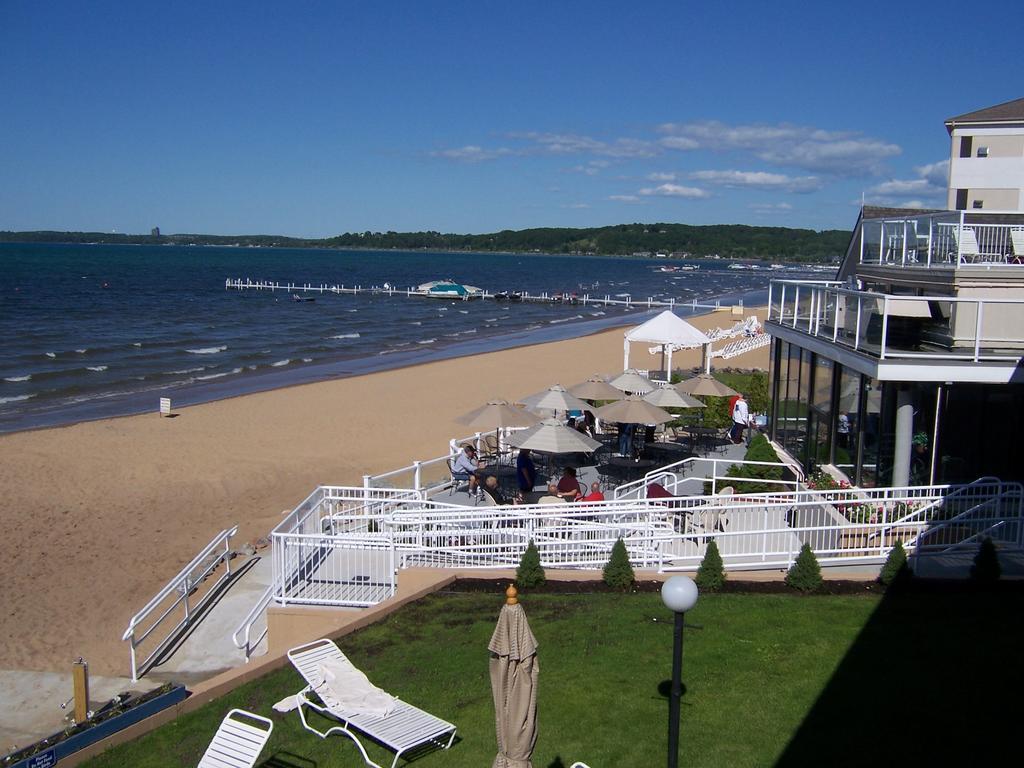 Pinestead Reef Resort Traverse City Bagian luar foto